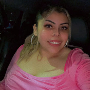 Meet your Posher, Daniela